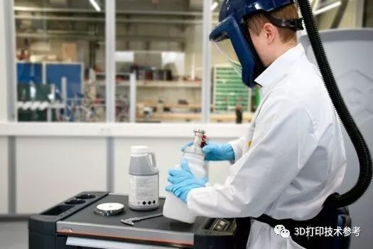 中南大学实验室铝粉爆燃，博士生受伤严重，3D打印实验安全性引关注