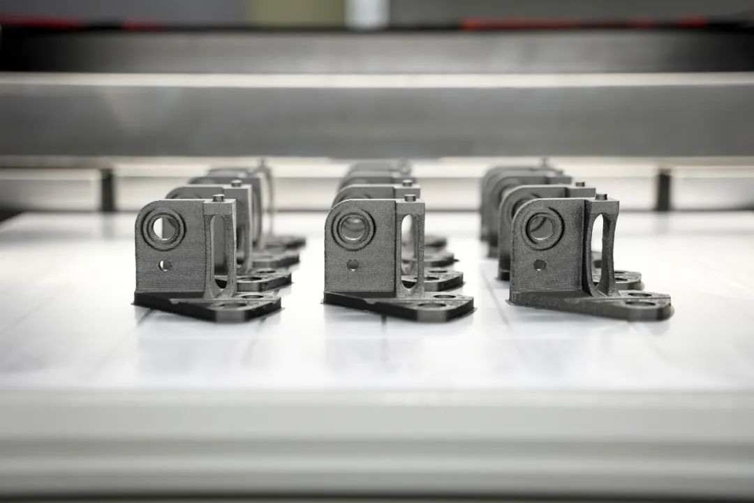 Raise3D将携大尺寸、专业级、高速FFF新品RMF500亮相TCT 3D打印展