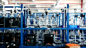 3D打印设备商不做加工服务，就成了旁观者！